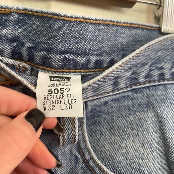 Levi's Vintage 505 Regular Fit Straight Leg Medium Wash Jeans Size 32 29 - Picture 3 of 7